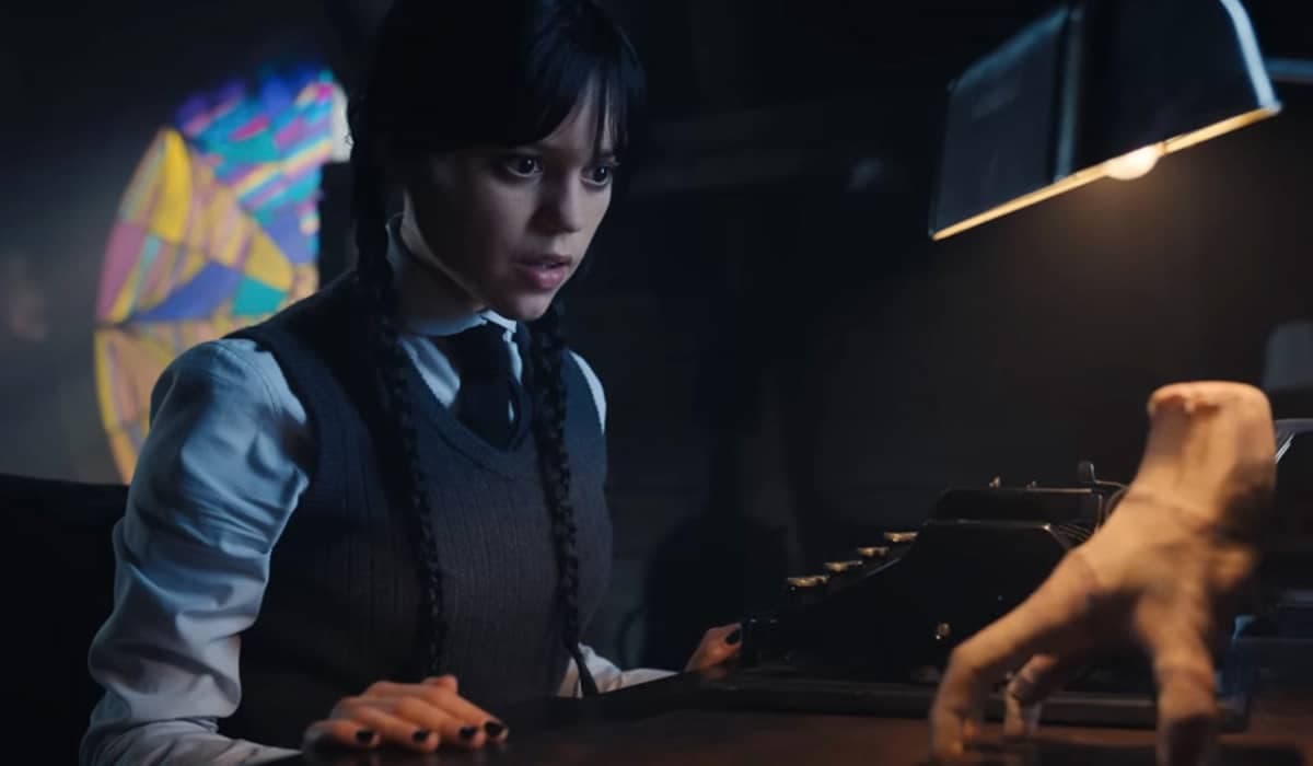 'Wandinha:' Jenna Ortega diz que se sentiu 'completamente perdida e confusa' com a personagem