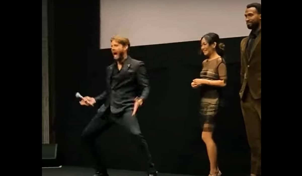 'The Boys' no Brasil: 'Sarrada' de Jensen Ackles e Capitão Pátria no jogo do Palmeiras