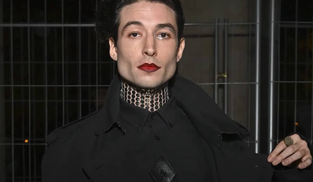 Ezra Miller afirma que buscará tratamento para 'problemas complexos de saúde mental'